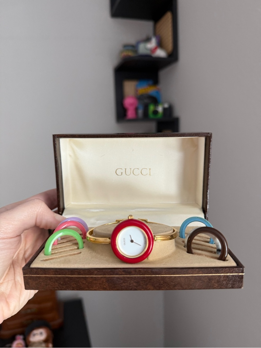 Gucci vintage Gold Watch with Interchangeable Colored Bezels - Red Included